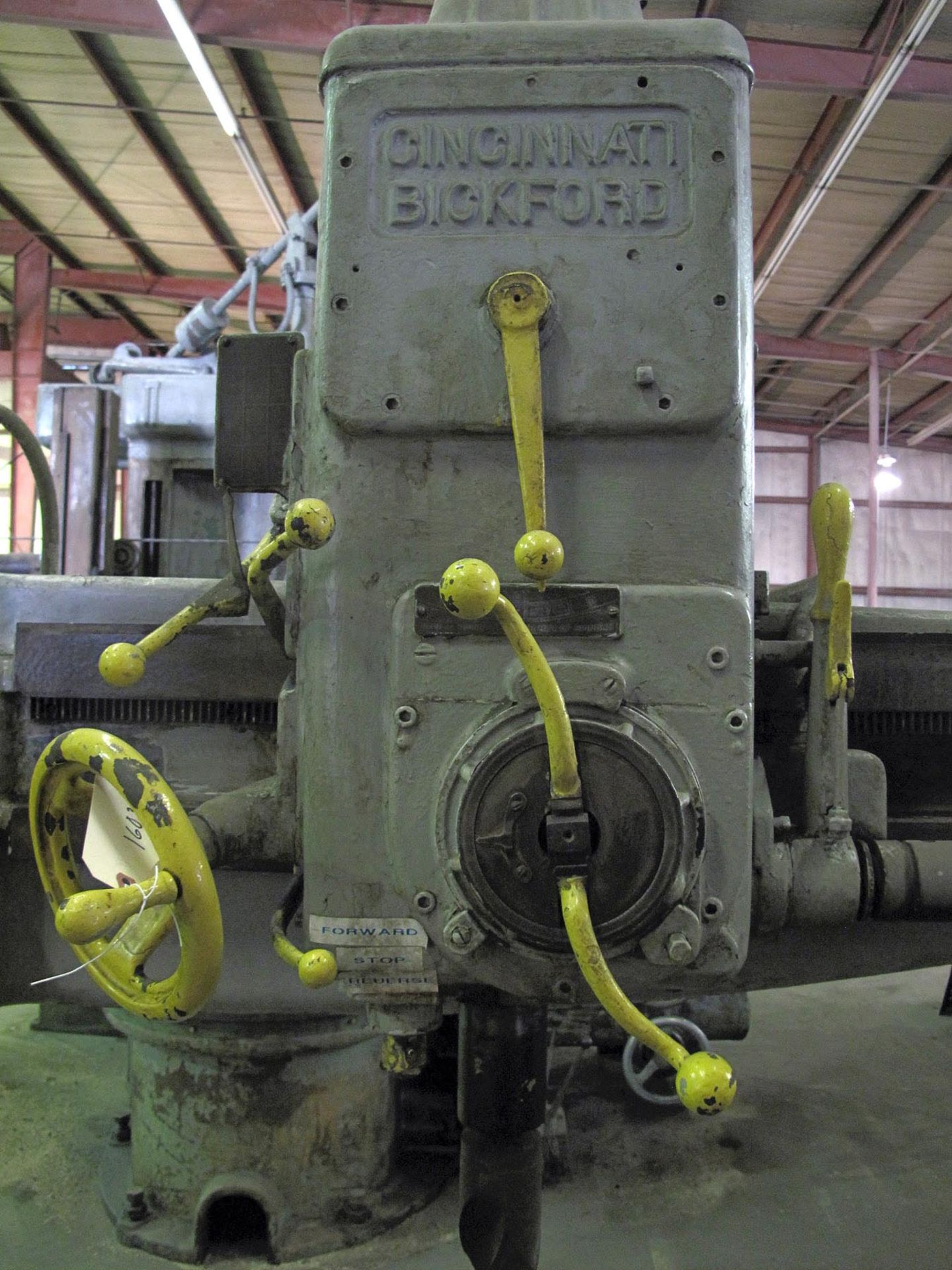 RADIAL DRILL, CINCINNATI 4ft X 9in, drills to ctr. of 96in circle, 4ftL. arm, 9in dia. column, spdl - Image 7 of 8