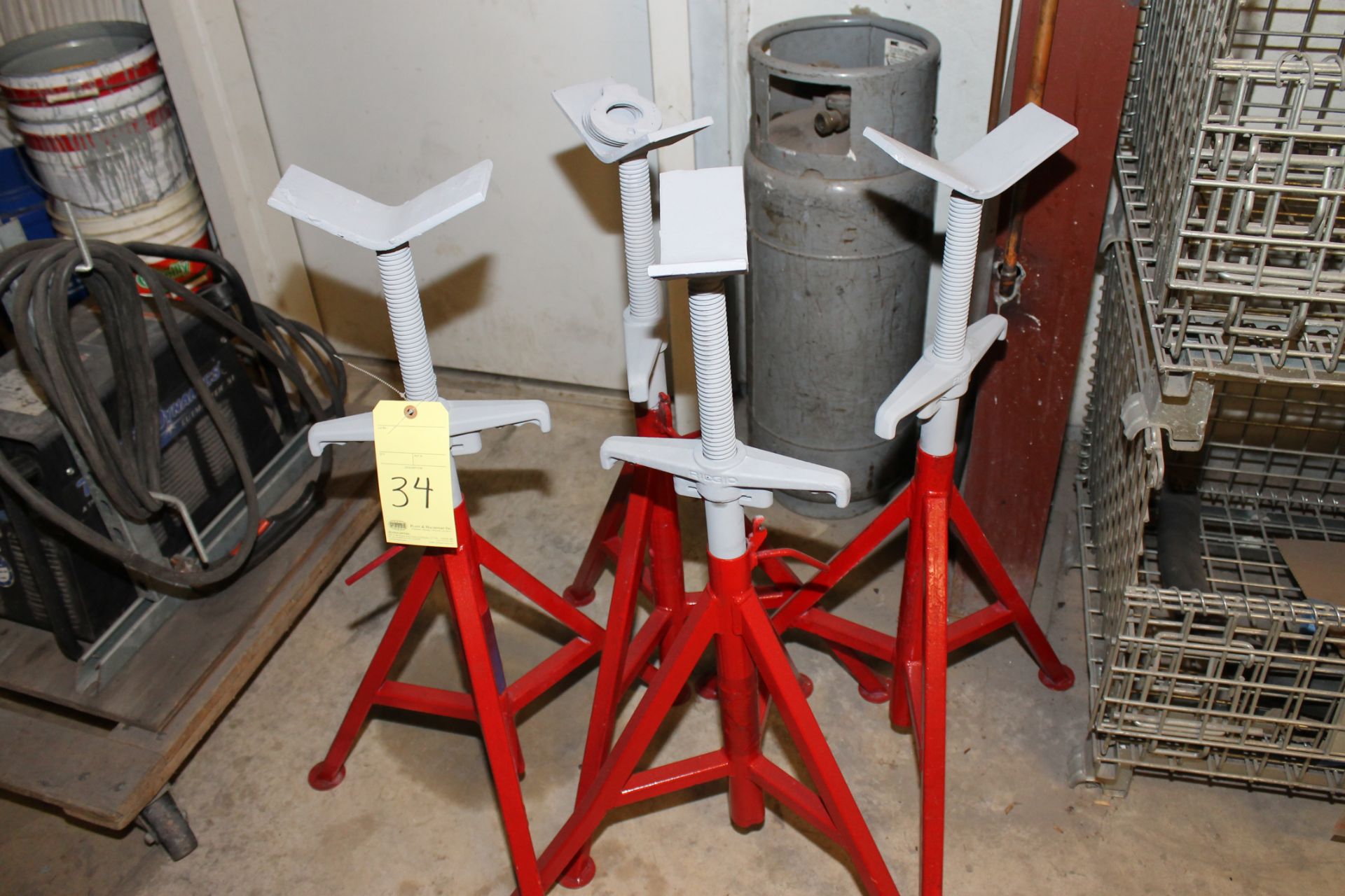 LOT OF SCREW TYPE HELPER STANDS (4), RIDGID (unused)  (Location D)