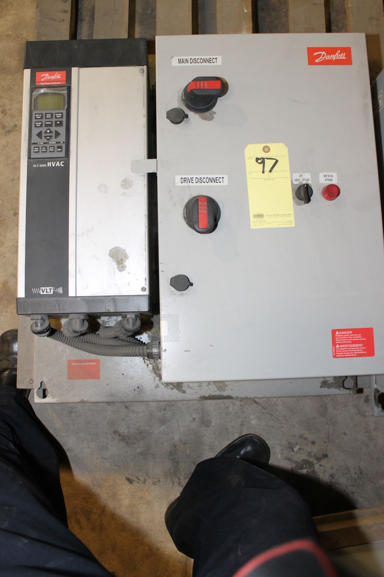 SERVO DRIVE, Danfoss Model VLT 6000 HVAC Servo Drive 5.5KW 7.5HP (Location D)