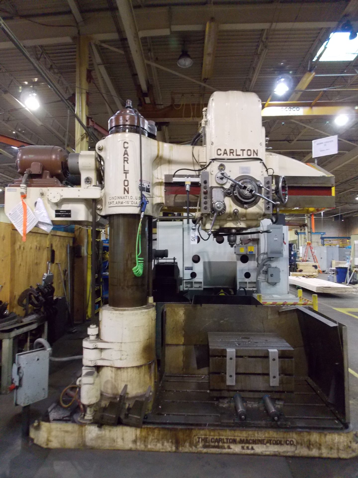 CARLTON 5' x 15" Radial Arm Drill