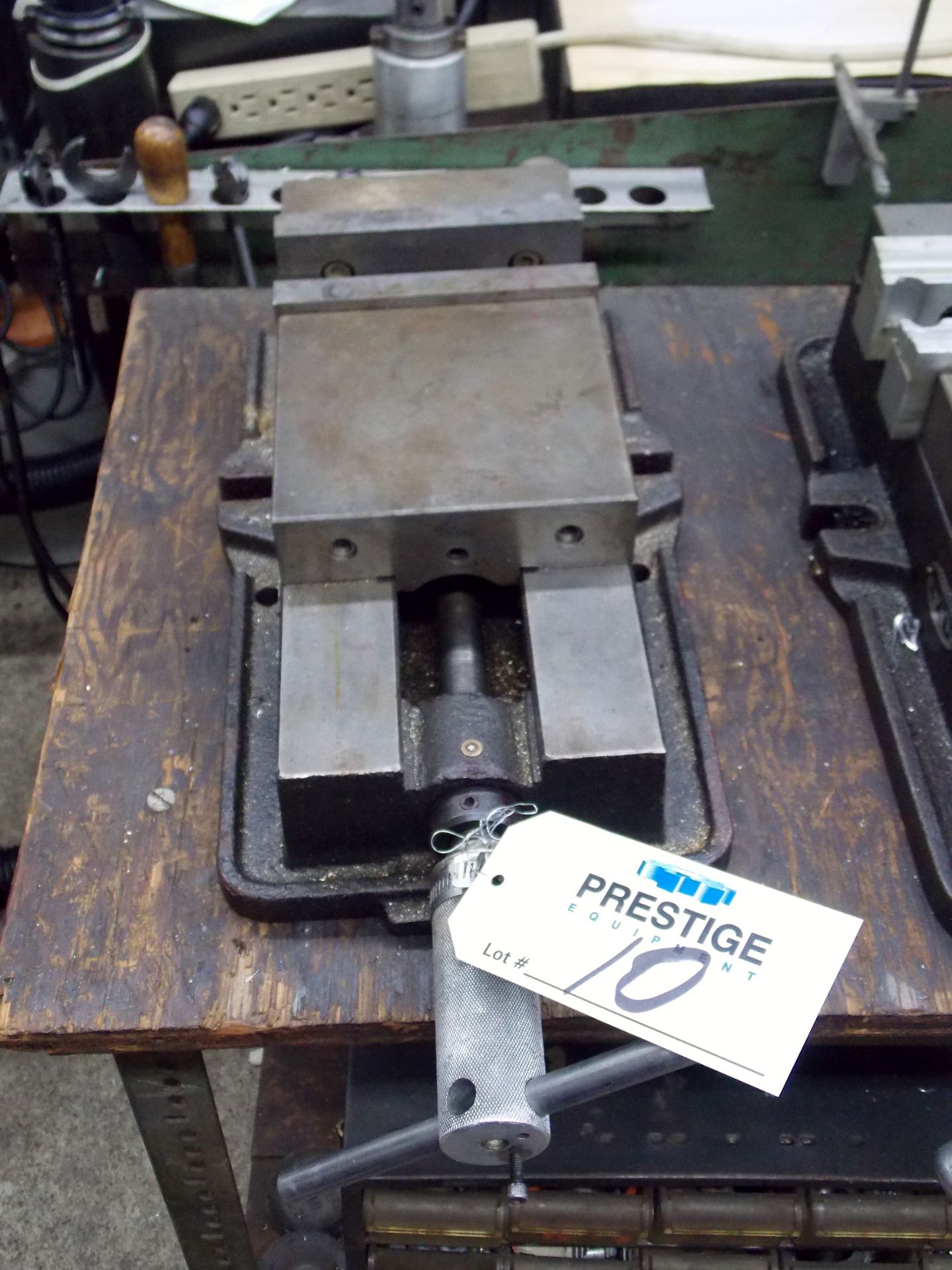 ENCO 425-7261 6" Machine Vise