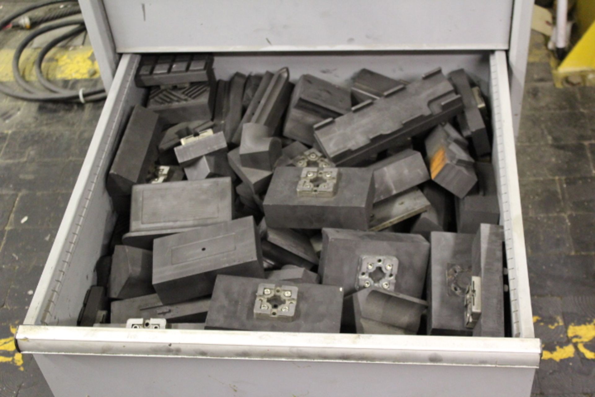 6-DRAWERS OF GRAPHITE EDM TOOLING PLUS TOP OF CABINET AND PICTURE WITH LOT 76 - Image 8 of 9