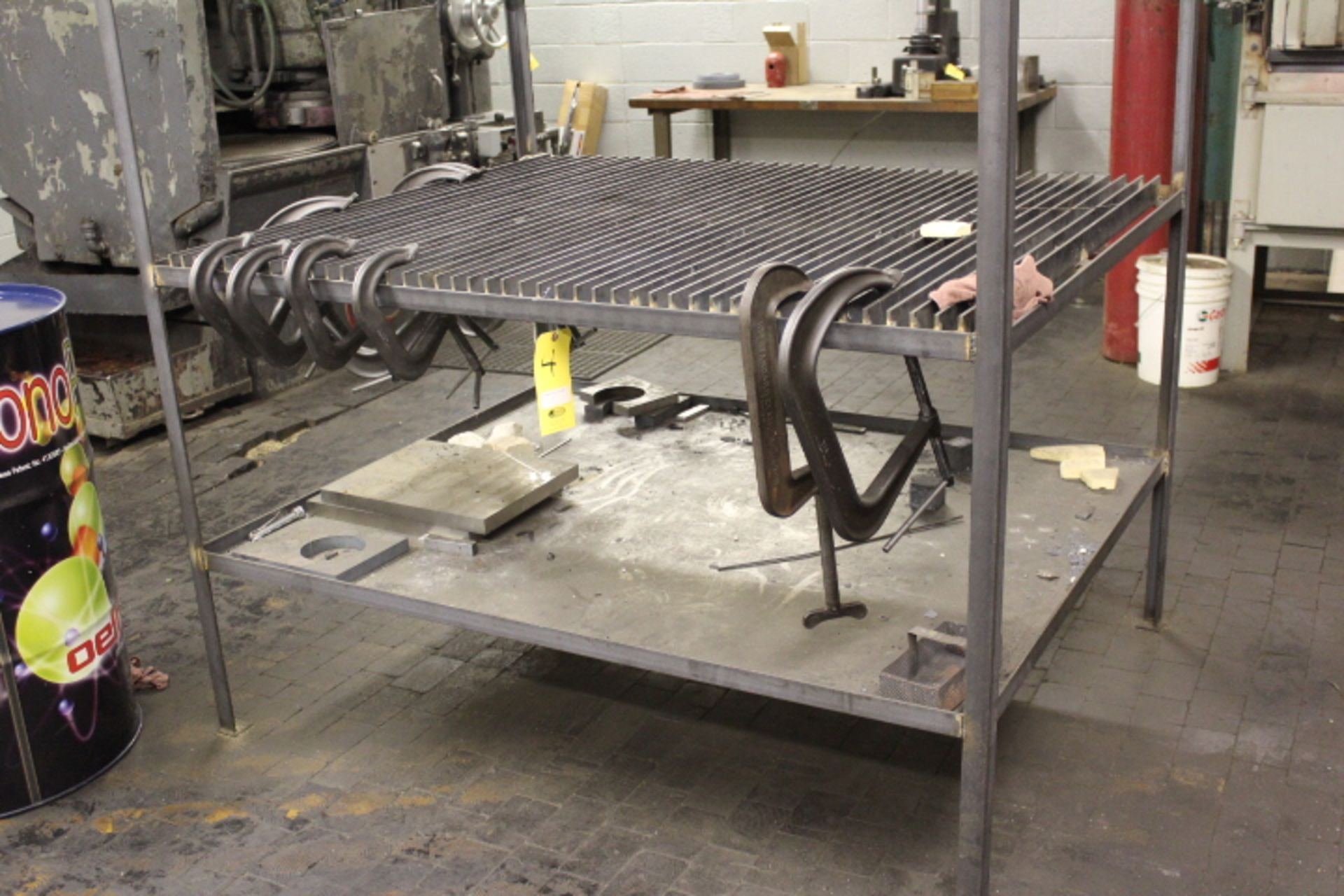 WELDING RACK WITH 9 CLAMPS