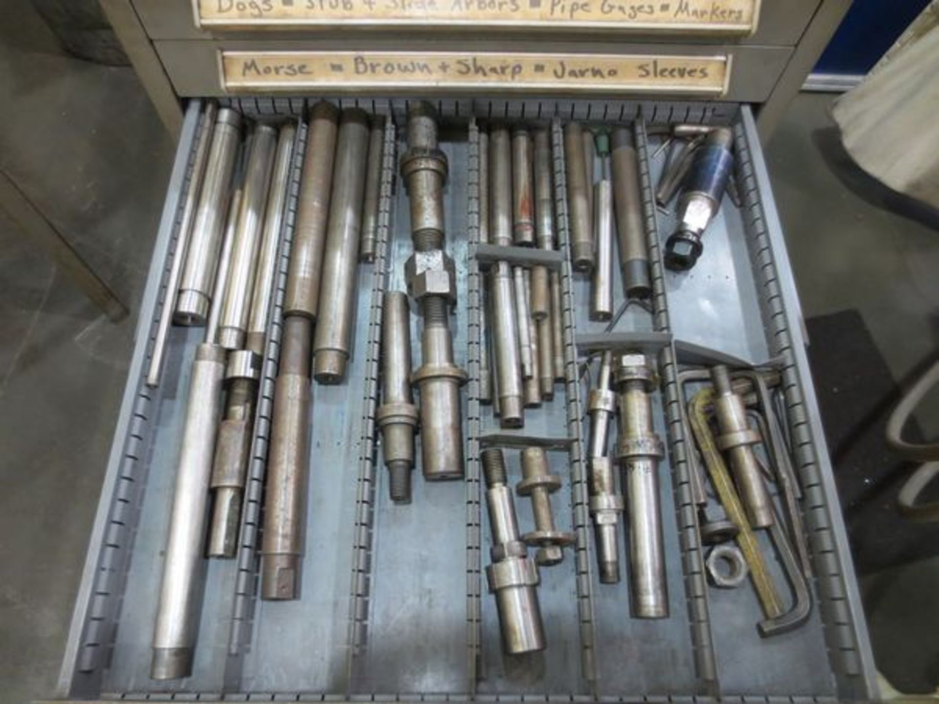 Vidmar cabinet with contents of hand tools & machine tooling - Image 3 of 8