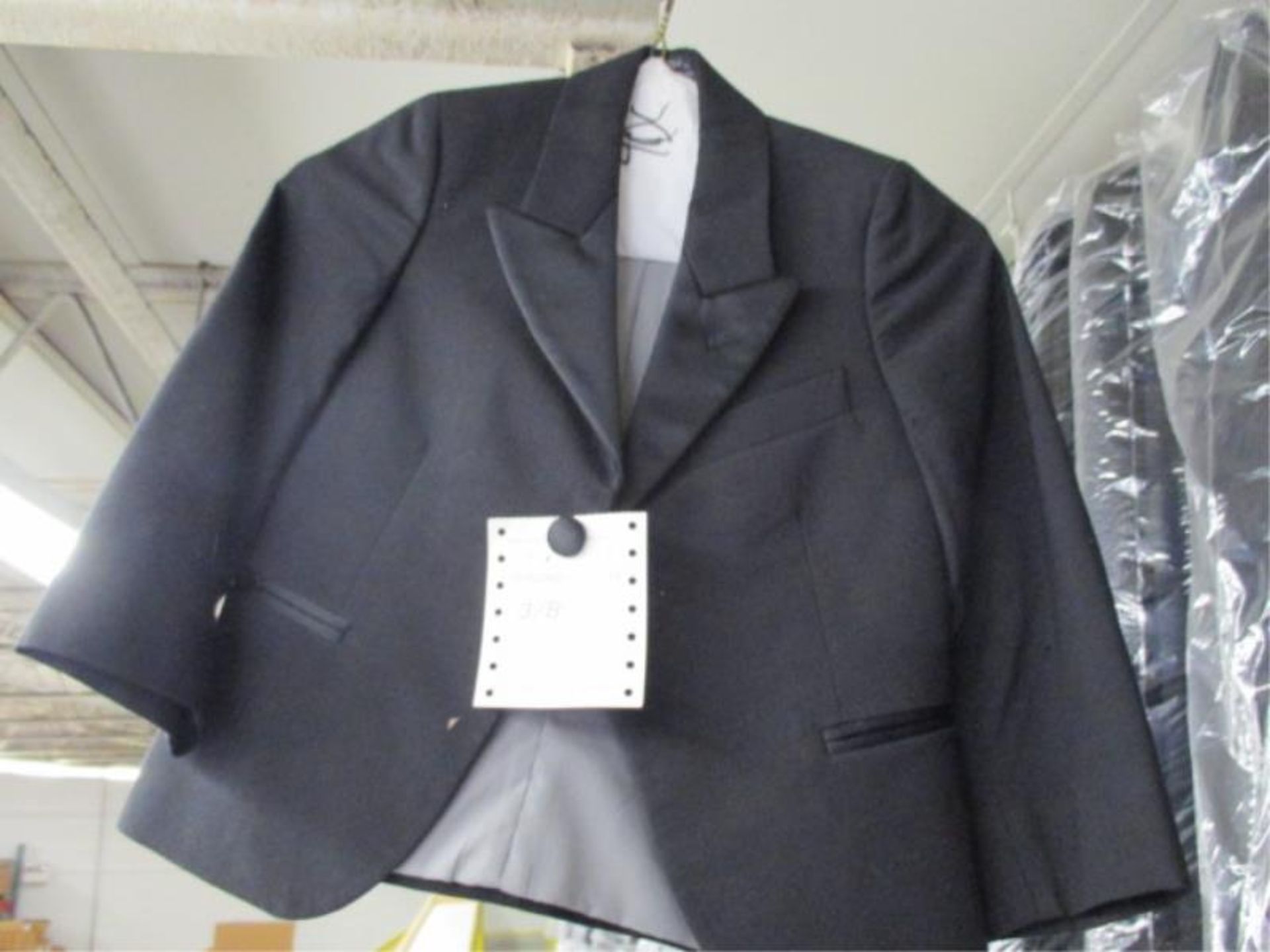 Lot Rental Mens Tux Jackets, Black, White, Dual Color, Etc, Approx. 1000 - Image 4 of 25