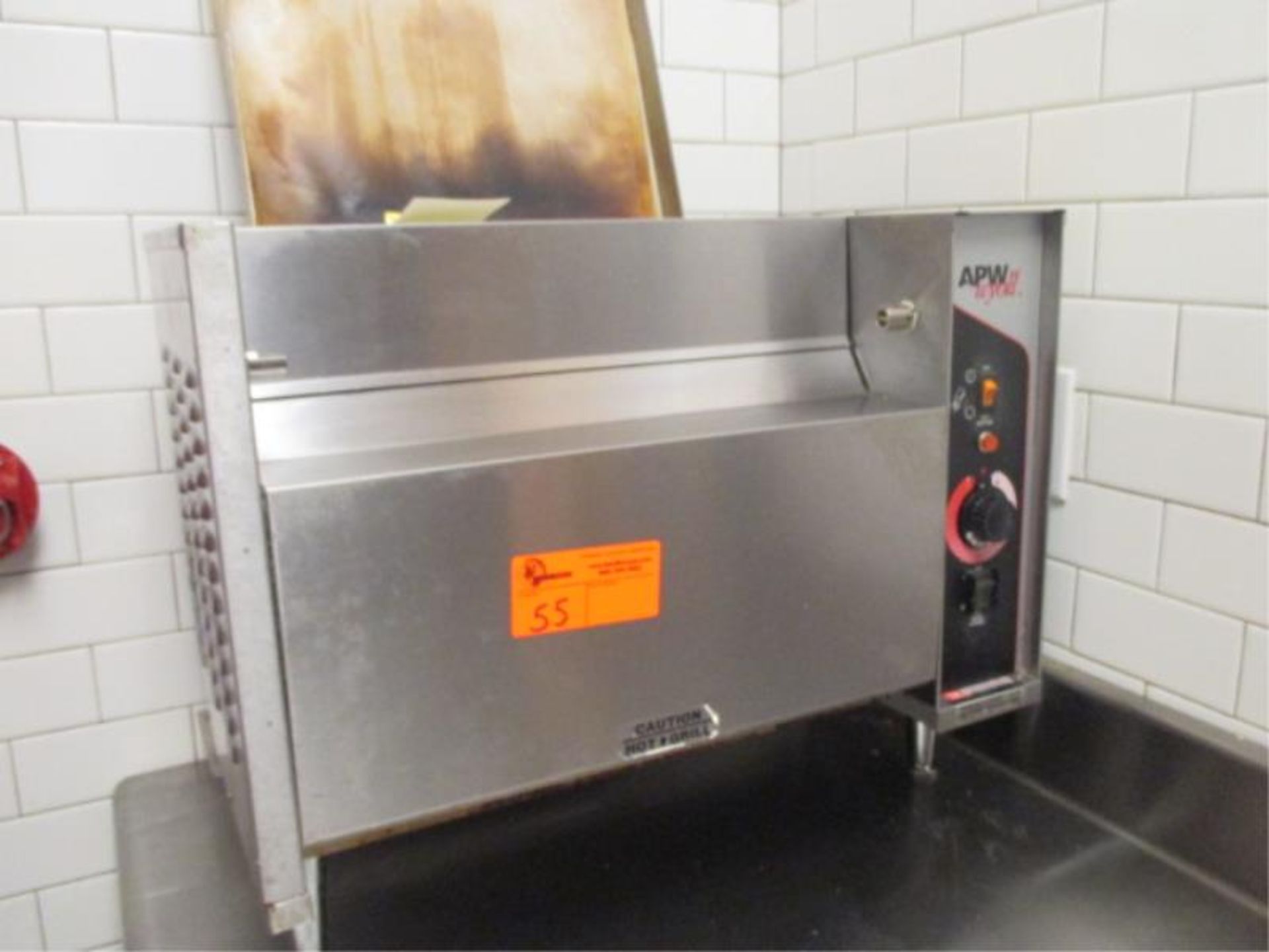 Vertical Conveyor Bun Grill Toaster  by APW Wyott, Model: M-95-3, SN: 810541201001