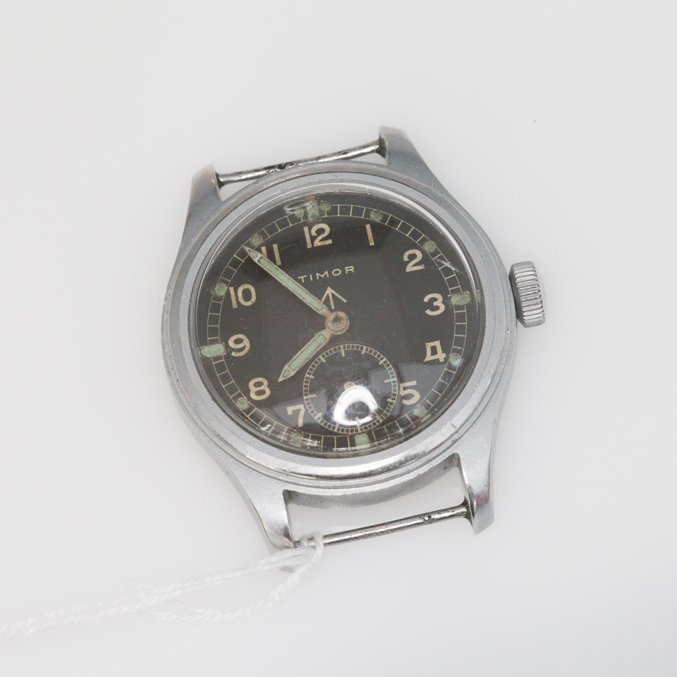Gentleman's British military WW Timor wrist watch, World War 2 issue with black dial with applied