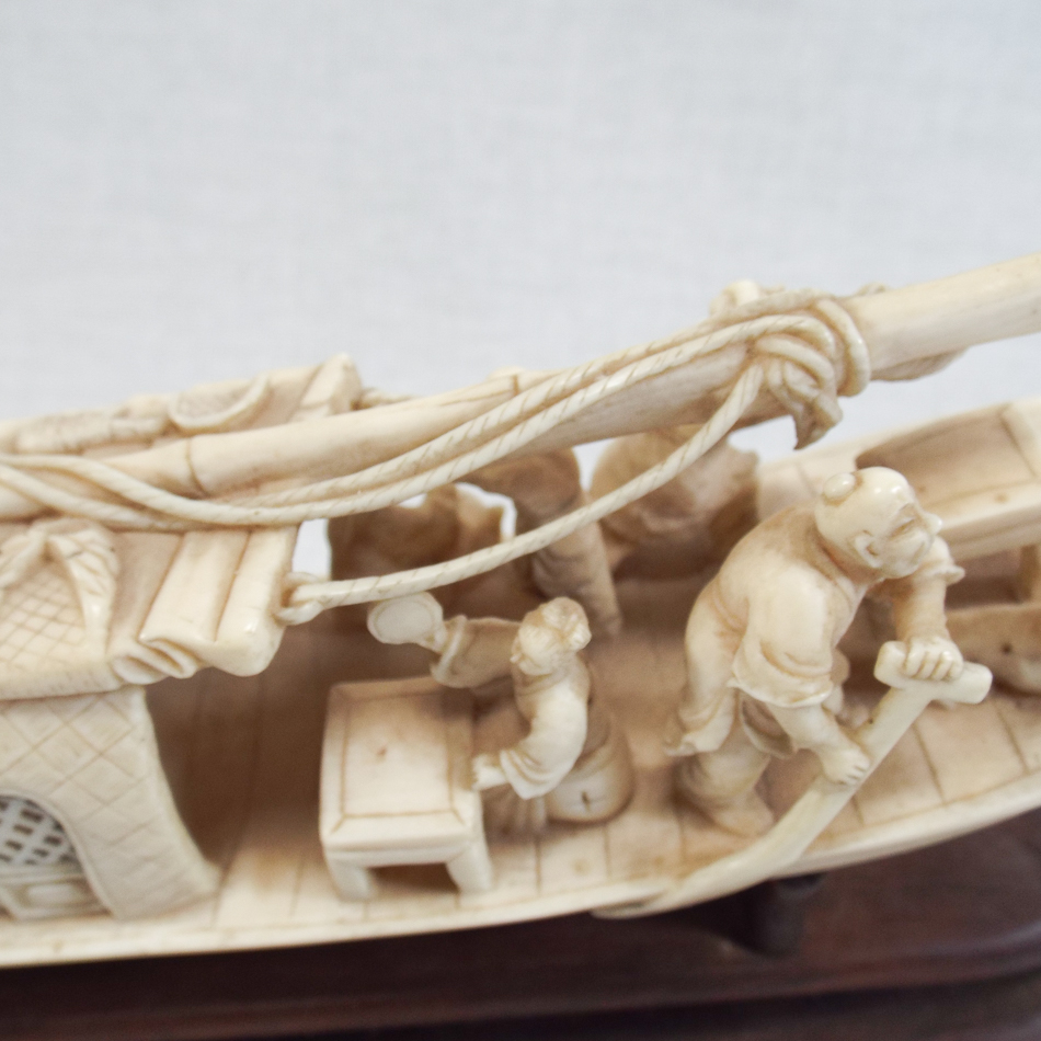 Early 20th century Meiji Japanese carved ivory model of a Junk with figures on hardwood stand, - Image 6 of 6