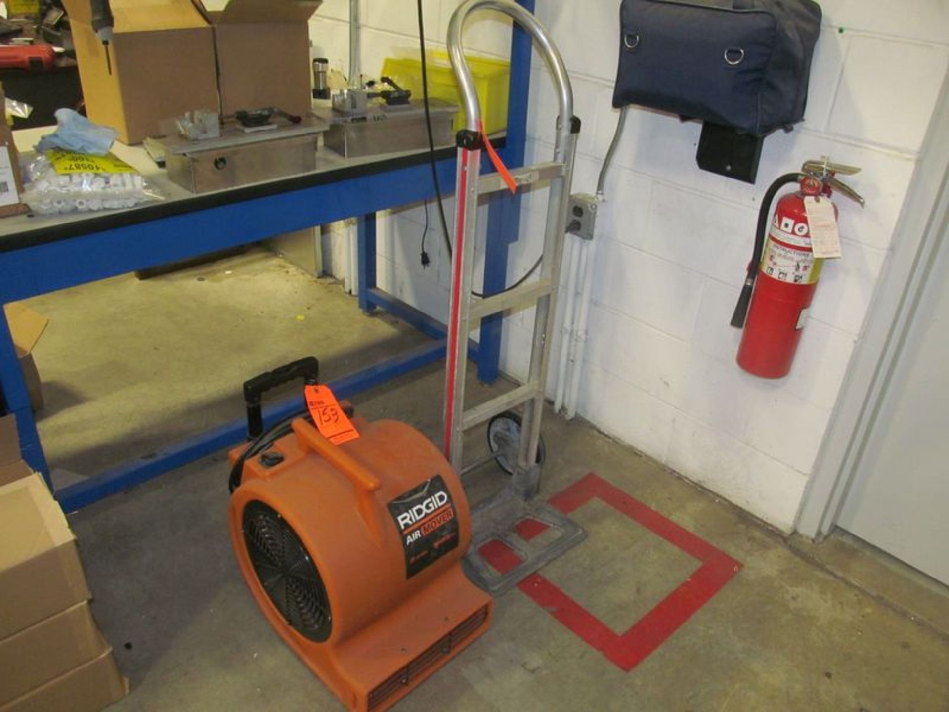 Lot includes (1) Ridgid electric floor dryer blower and (1) Magliner 2-wheel hand truck - Image 2 of 2