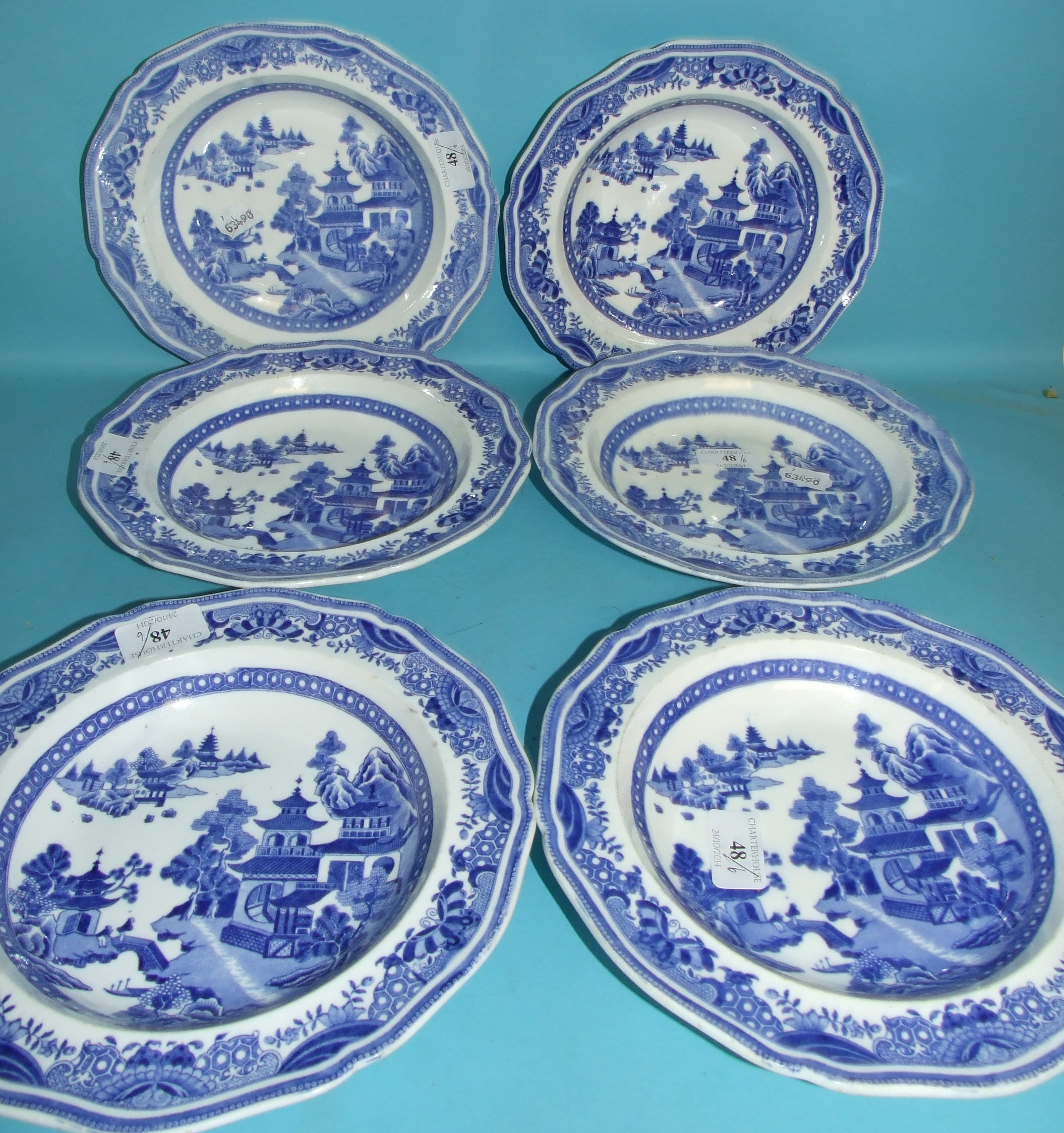 Six Spode Willow pattern soup dishes, 25 cm diameter (6)