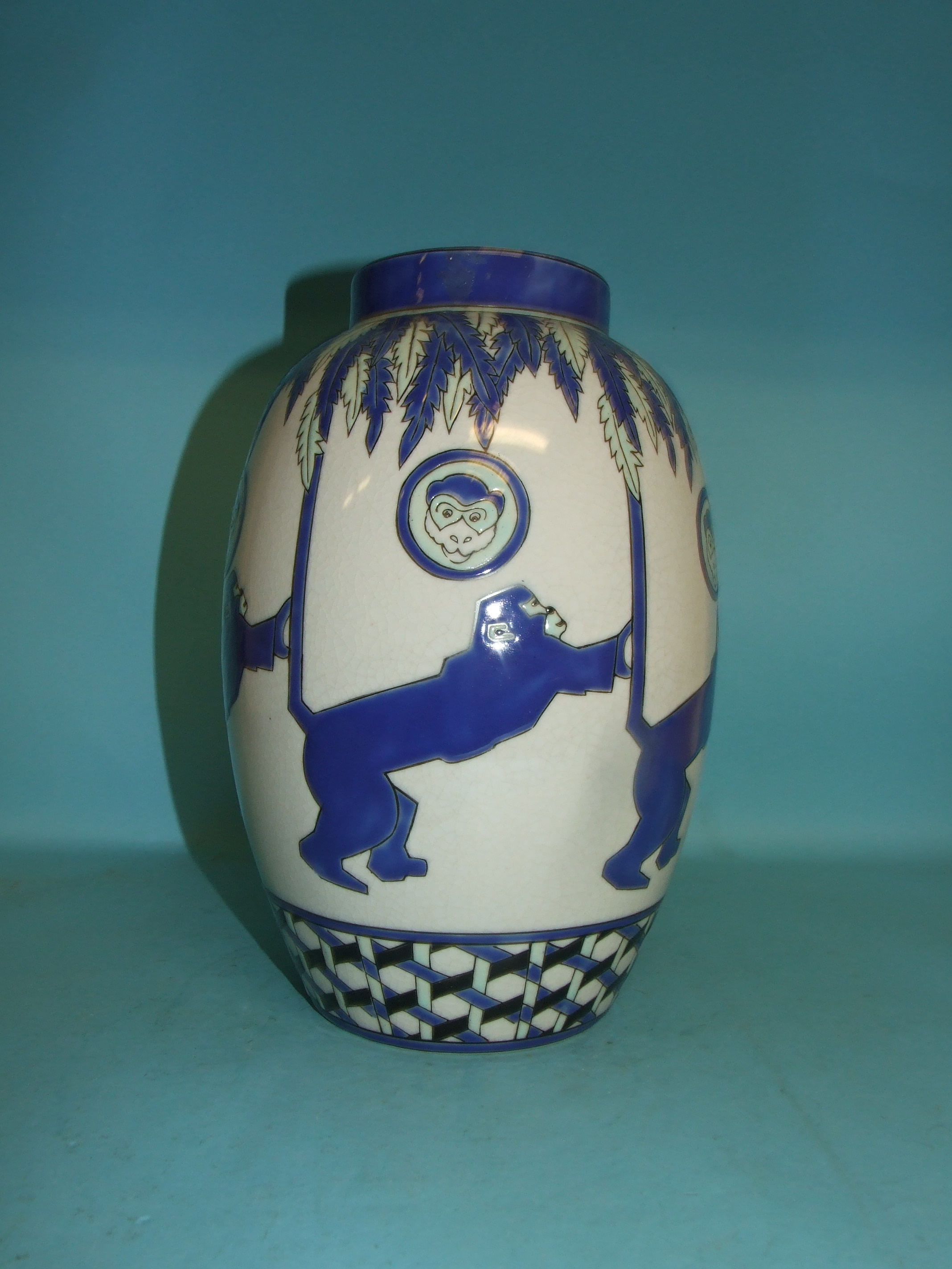 A pottery vase, decorated monkeys, 29 cm high   Condition report  Report by NG

Modern item.  It - Image 3 of 7