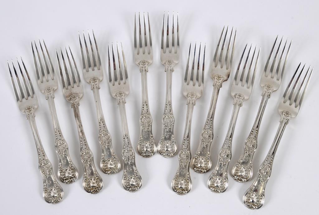 Twelve silver Queen's pattern dessert forks, initialled, London 1810, approx. 23.260 ozt  See