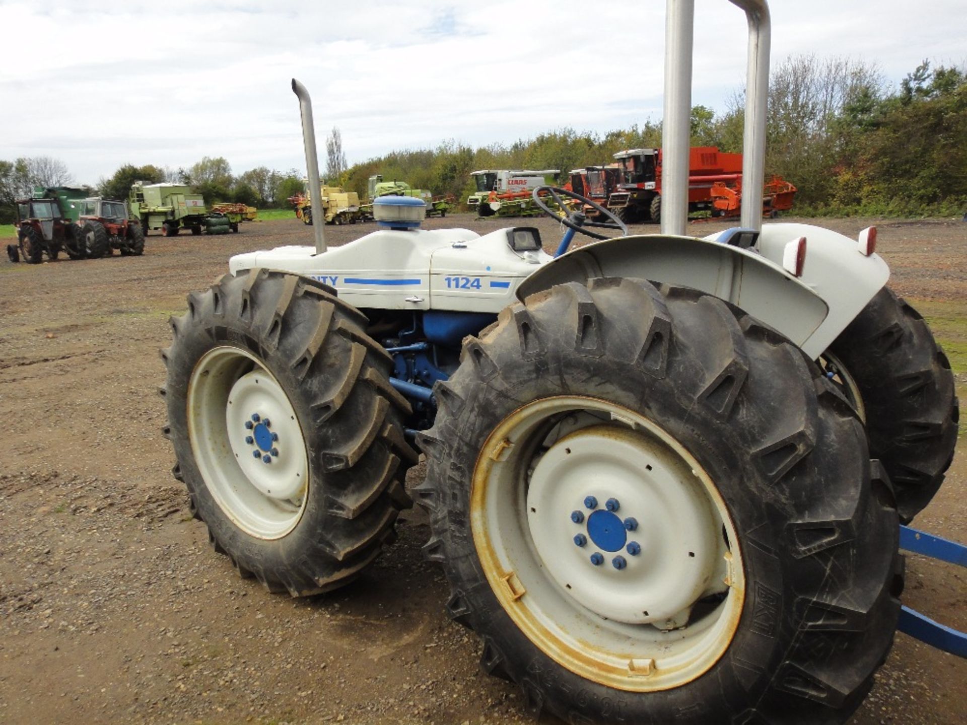 County 1164 Tractor. Ser.No.7494 Reg No ART 749H - Image 17 of 21