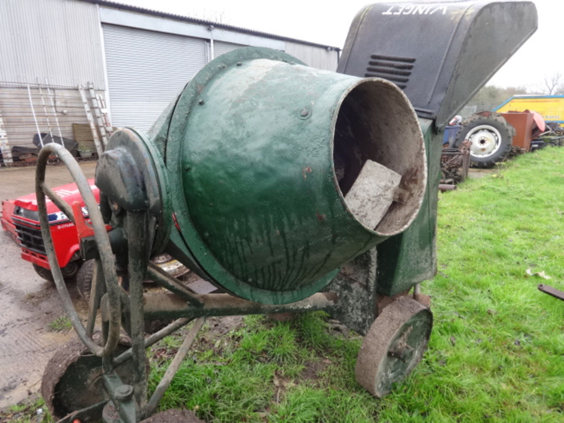 1951 Winget cement mixer (3.5 T/A/6217/L4) powered by water cooled Lister petrol engine