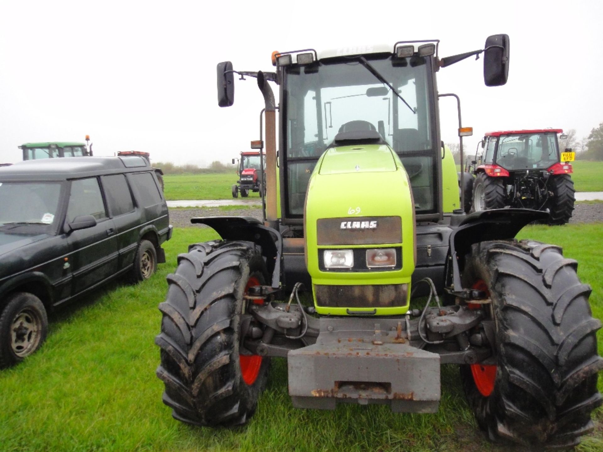 2005 Claas Ares 696 4wd Tractor with Front & Cab Suspension. V5 will be supplied - Image 2 of 8