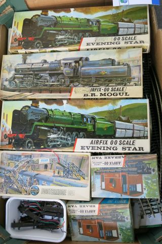 "Click here to bid.  A box of `OO` gauge kits (some kits may be incomplete) together with a quantity
