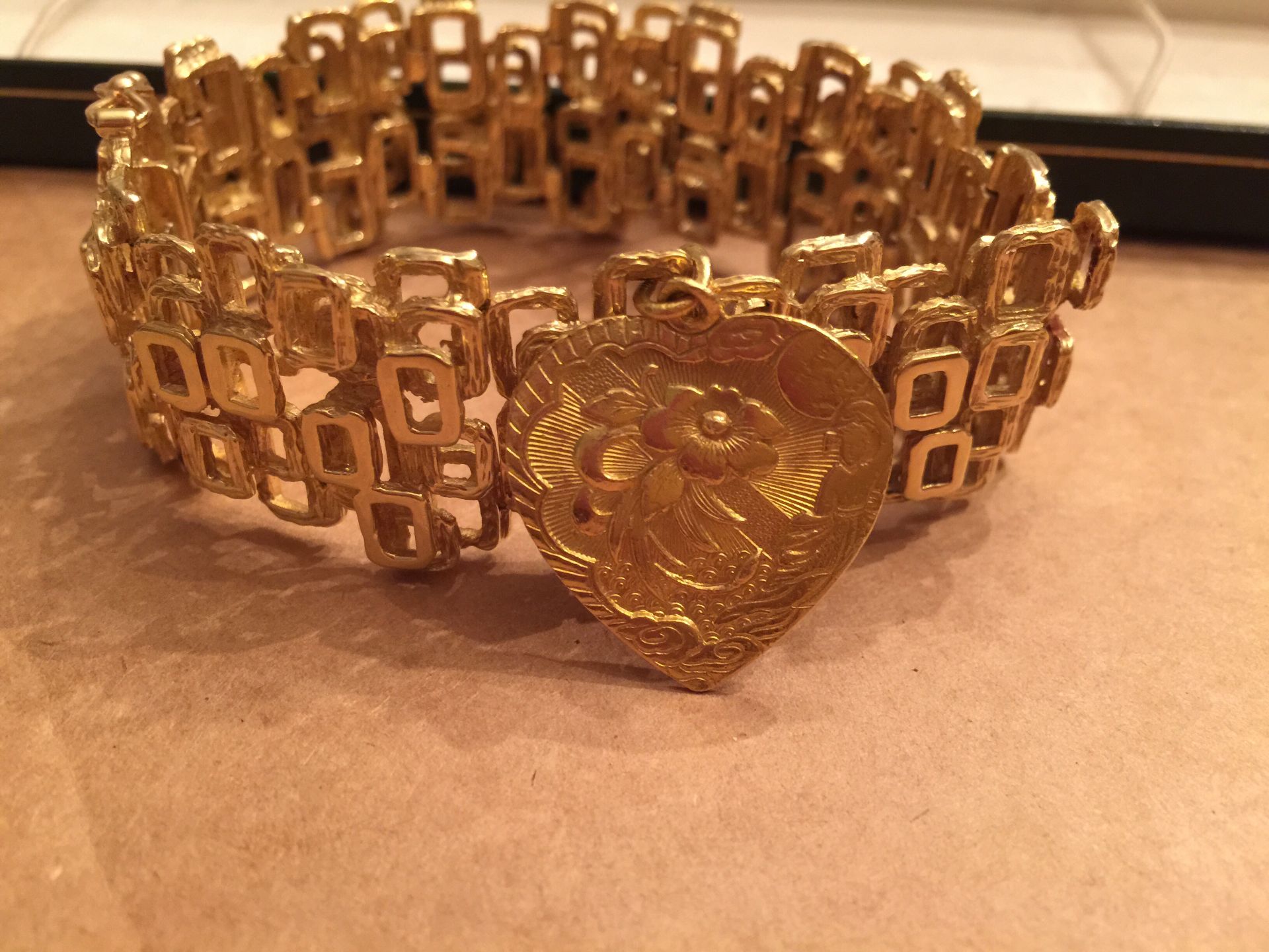 BESPOKE HEAVY 18ct GOLD BRACELET  93.6 grams approx. - Image 4 of 5