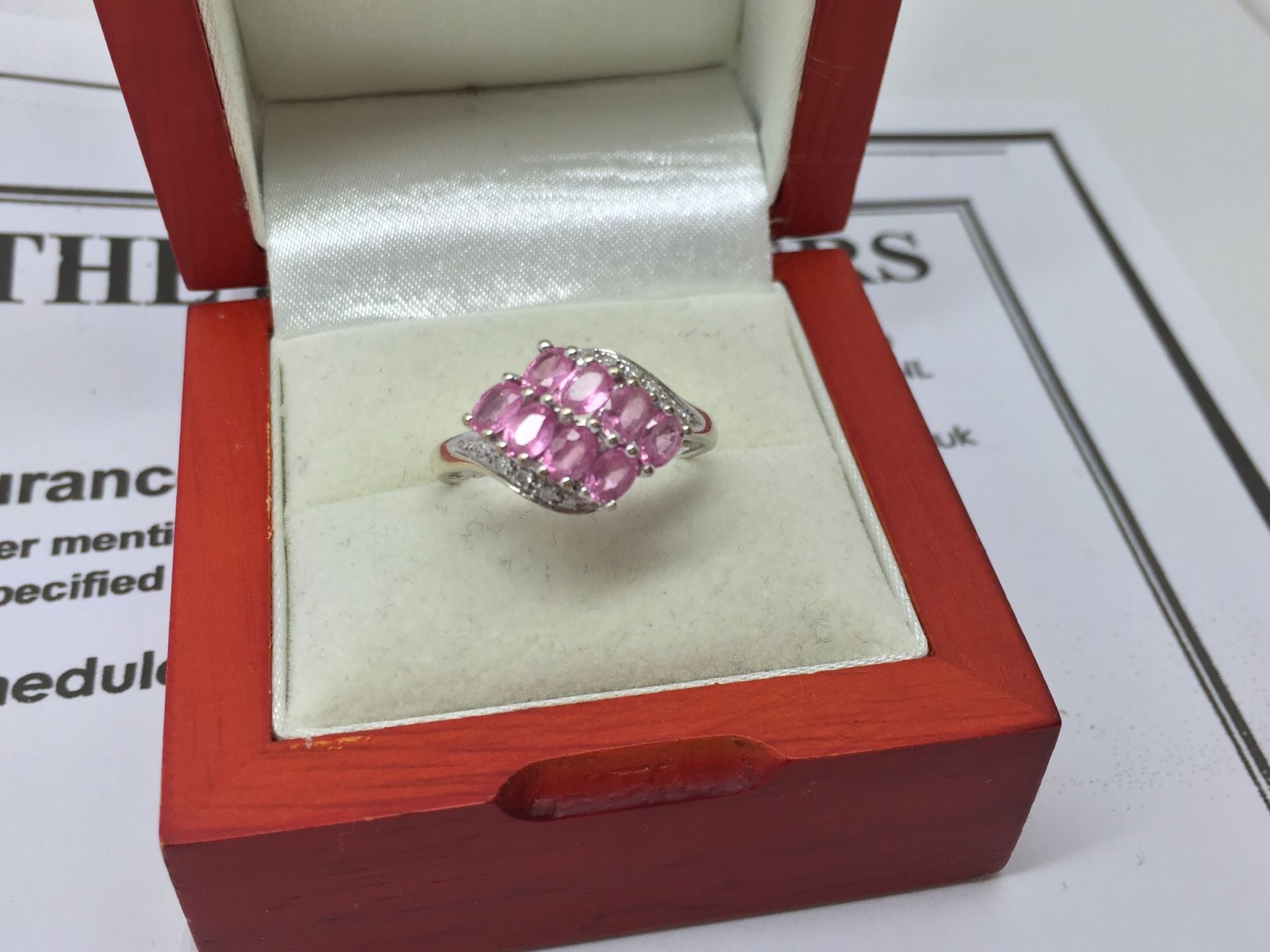 9ct GOLD PINK SAPPHIRE & DIAMOND RING £750.00 VALUATION