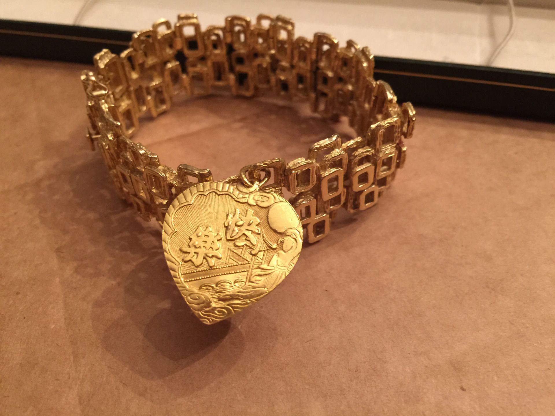 BESPOKE HEAVY 18ct GOLD BRACELET  93.6 grams approx. - Image 5 of 5