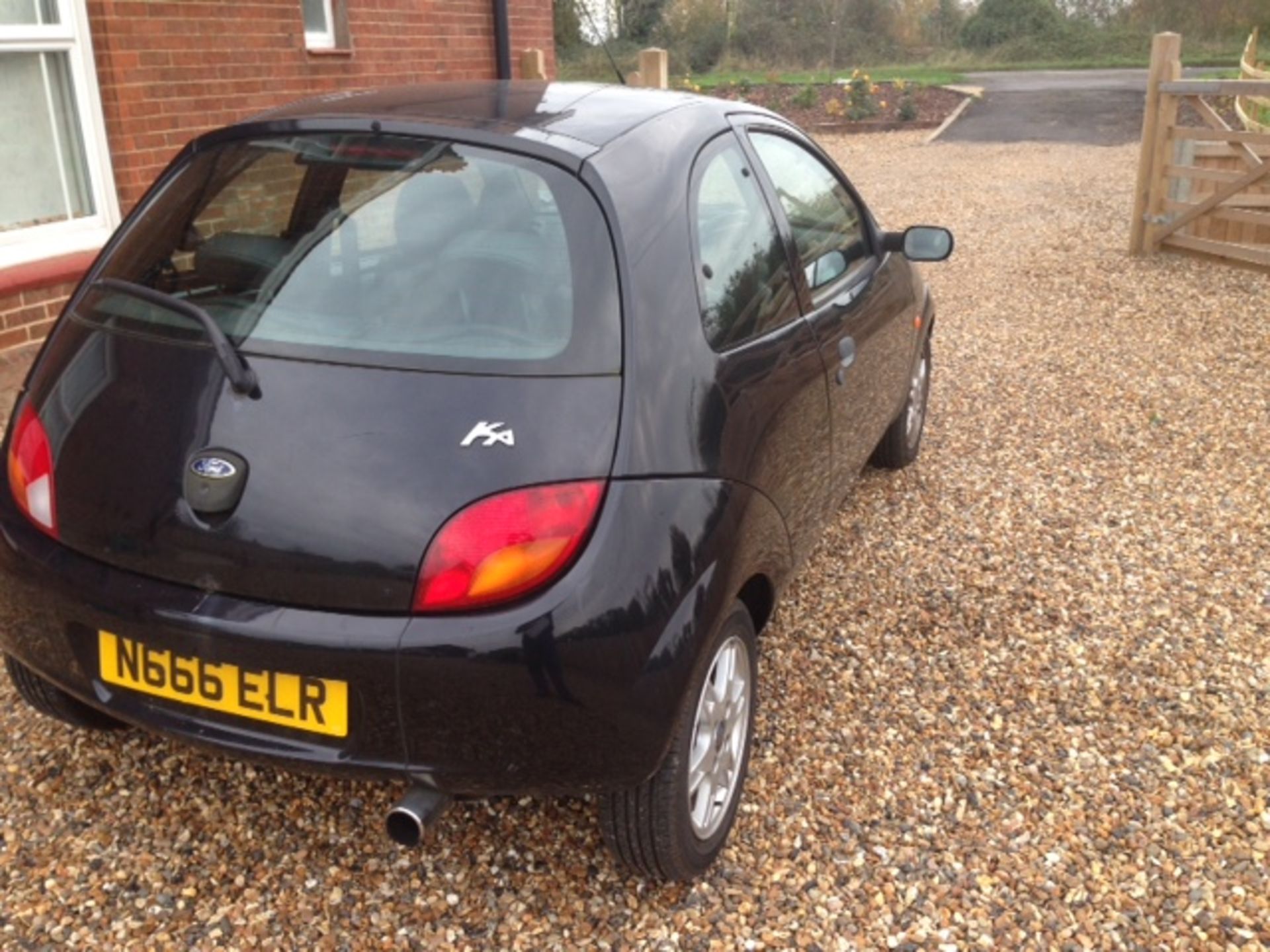 FORD KA LUXURY 2002 64k MILES WITH PRIVATE PLATE - Image 2 of 10