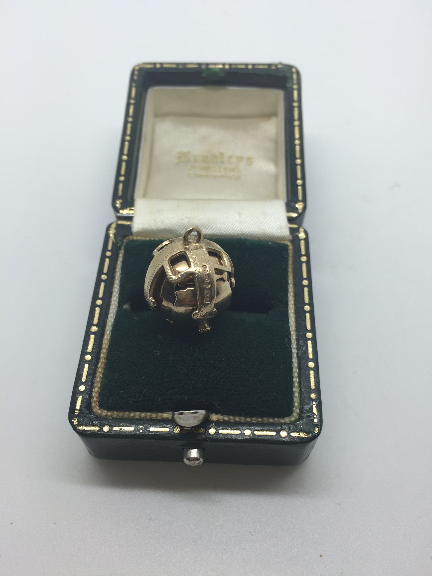 9ct GOLD MASONIC BALL - Image 2 of 2