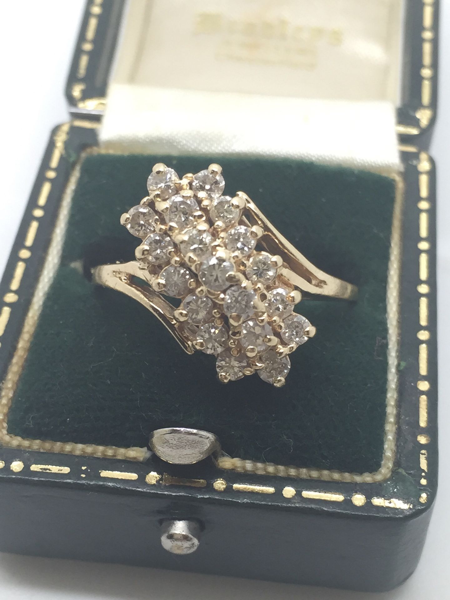 14ct GOLD 1.5ct DIAMOND CLUSTER RING