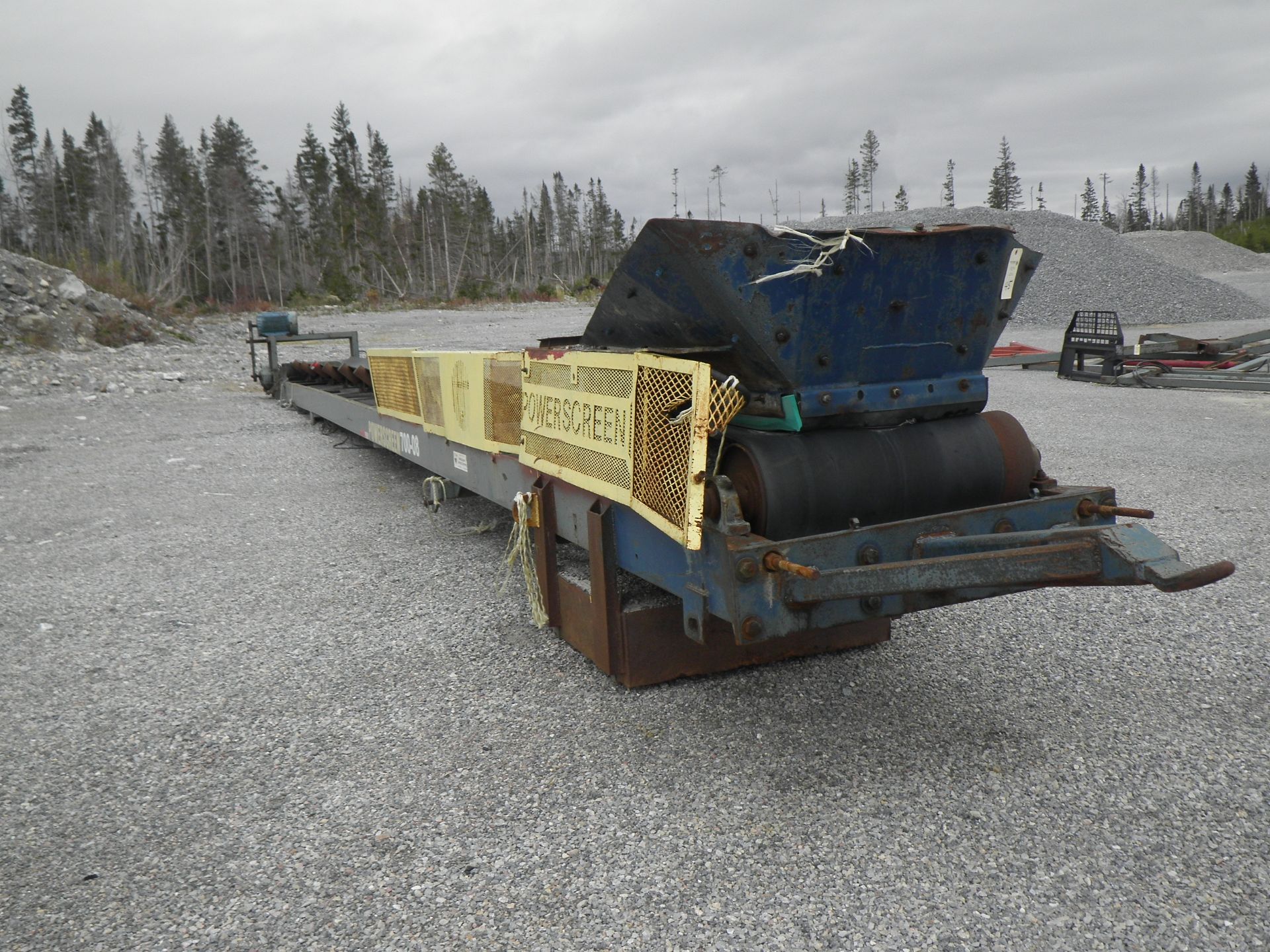 POWERSCREEN MODEL M65, 30" X 50' STATIONARY ELEVATING CONVEYOR, S/N 9000883, W/ ELEVATING - Image 2 of 4