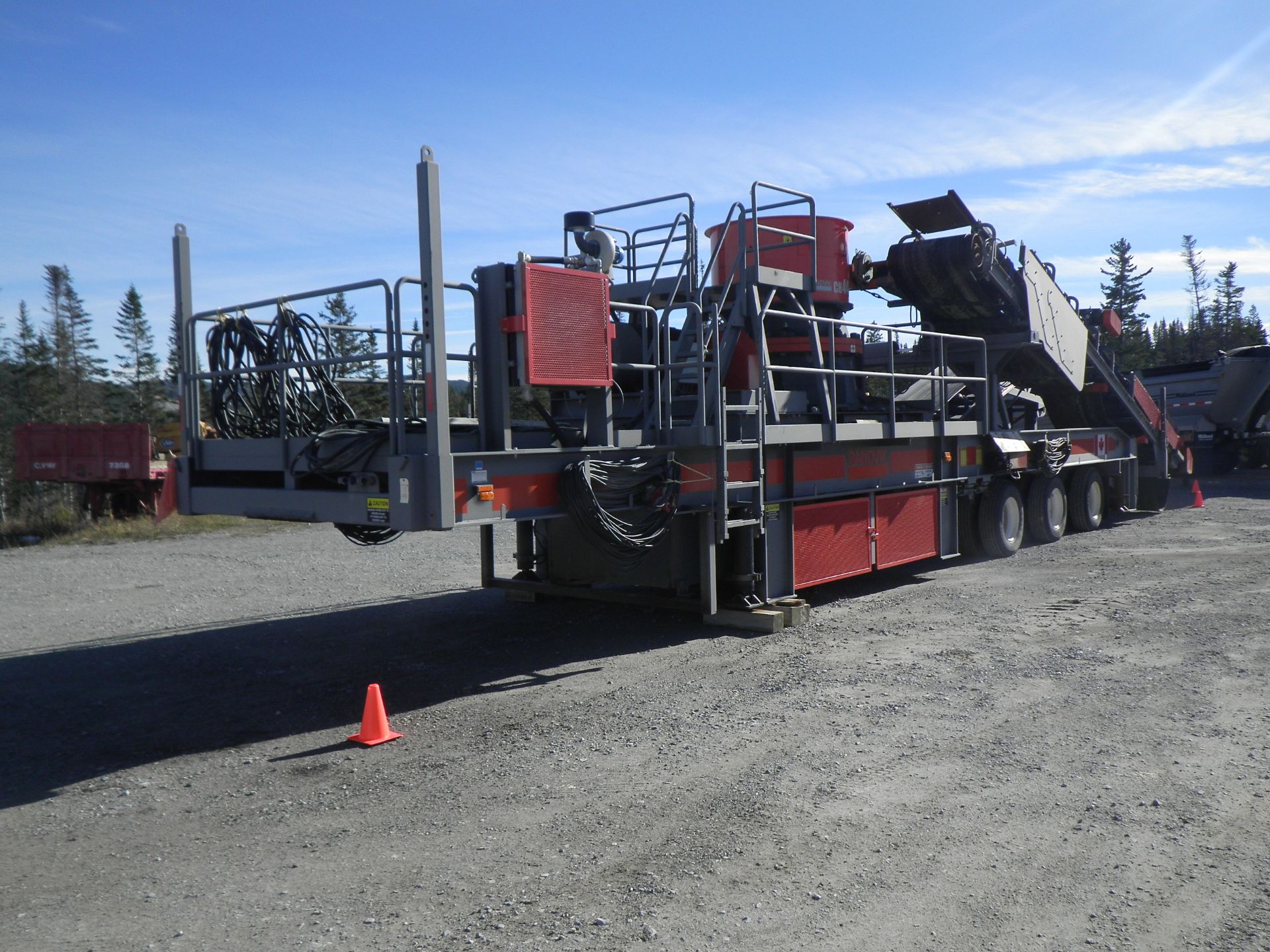 2012 SANDVIK CH440 PORTABLE CONE CRUSHER S/N 0990S12099, W/ 300 HP ELEC. DRIVE (575 VOLT, TOSHIBA