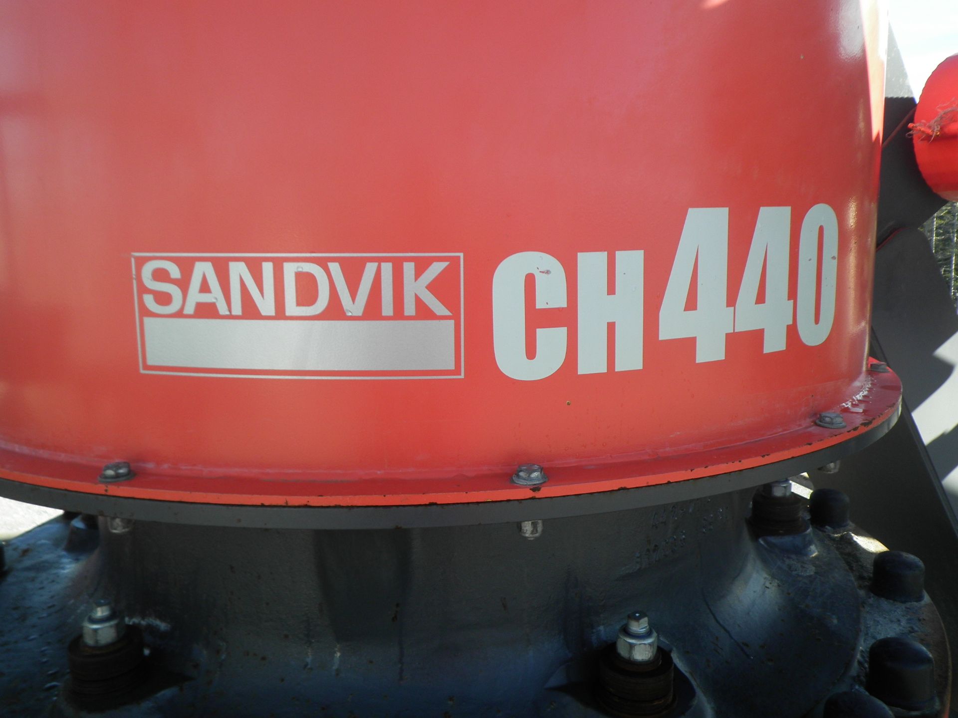 2012 SANDVIK CH440 PORTABLE CONE CRUSHER S/N 0990S12099, W/ 300 HP ELEC. DRIVE (575 VOLT, TOSHIBA - Image 15 of 17