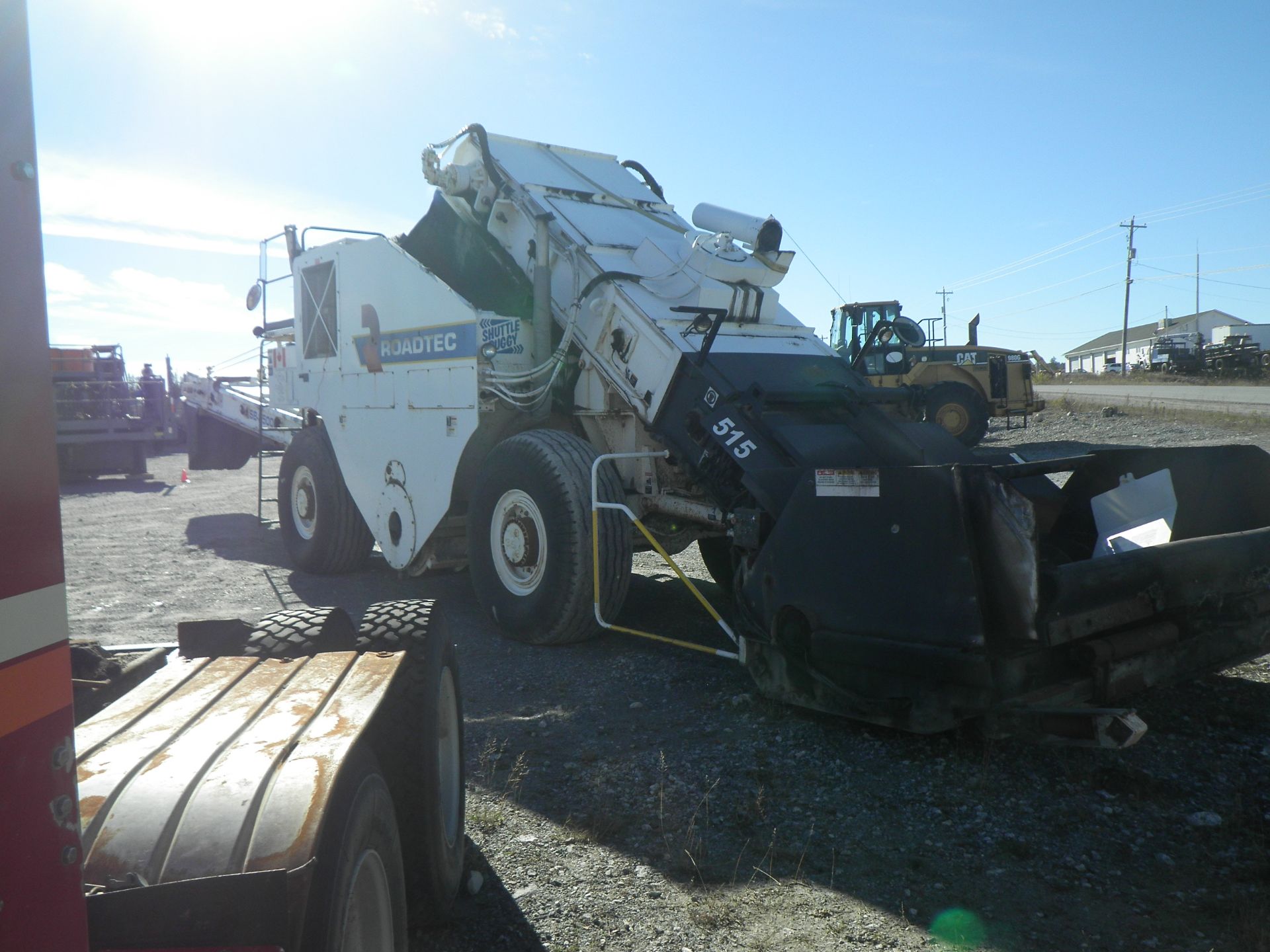 2006 ROADTEC MODEL SB-2500C SHUTTLE BUGGY S/N SB-2500C-828, C/W 22' DISCHARGE CONVEYOR & 9'6" - Image 5 of 9