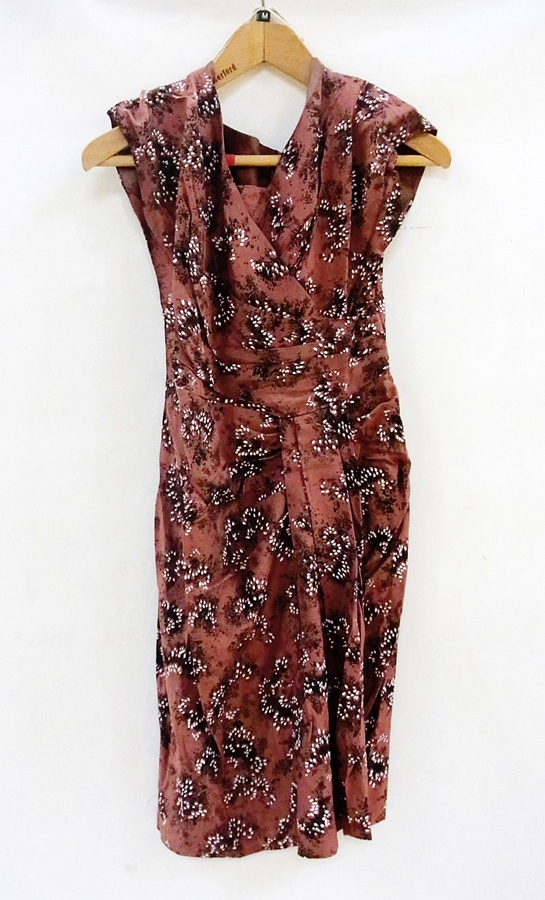 A 1950's vintage brown dress together with a vintage sleeved lace dress (2) - Image 2 of 3