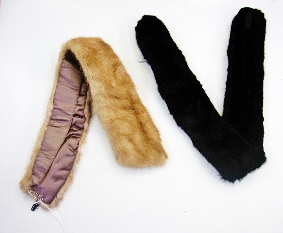 A mink stole from Klaff Furs of Boston, various mink tippets - Image 3 of 5