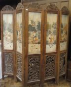 Asian painted folding screen, five panels with foliate pierced top, each panel painted with