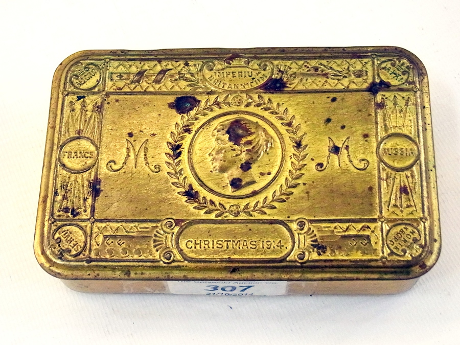 A WW I Princess Mary Christmas gift tin   Condition Report  Please contact the Auctioneer for