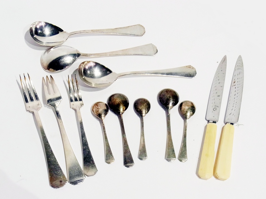 A part canteen of French silver cutlery by Morris Durat, stamped "MD" and "925", Art Deco design,