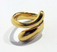 Tiffany & Co Elsa Perretti 18ct gold twist ring, 15.9g approx.