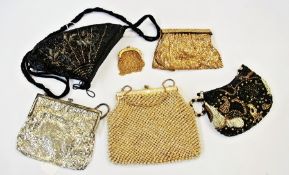 A quantity of beaded and chain bags (5)
