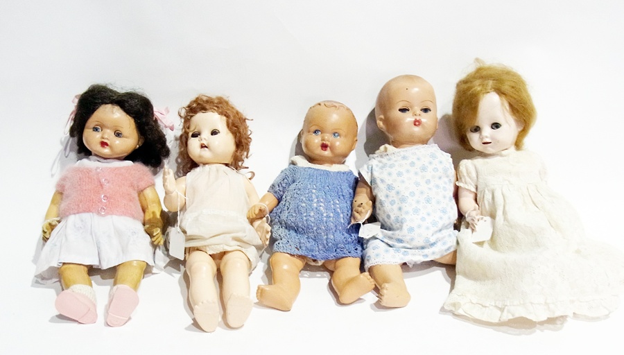 Pedigree plastic doll with voice box, four composition and other plastic dolls (5)