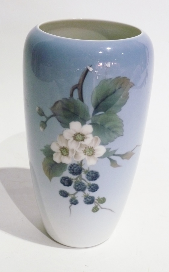 Royal Copenhagen vase, blackberry decorated, cylindrical and tapering 288 1049