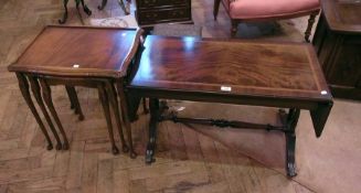 Nest of trio occasional tables and a reproduction mahogany sofa-type coffee table