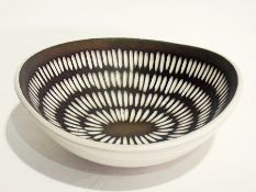 Modern studio pottery Ekeby bowl, oval with brown incised glazed centre