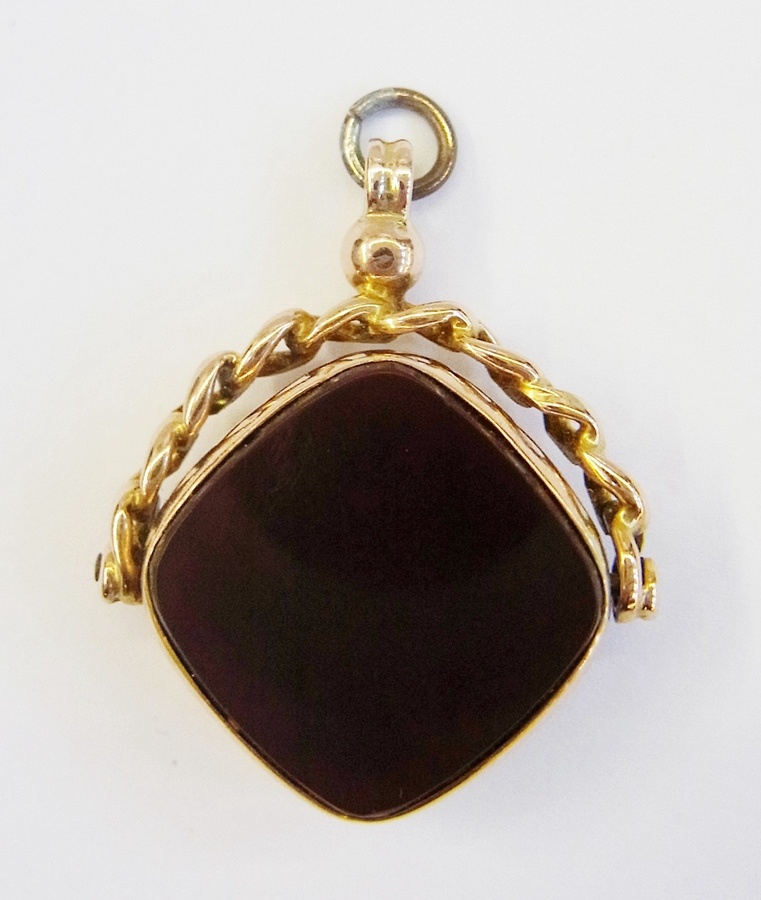 Antique 9ct gold swivel fob set bloodsto