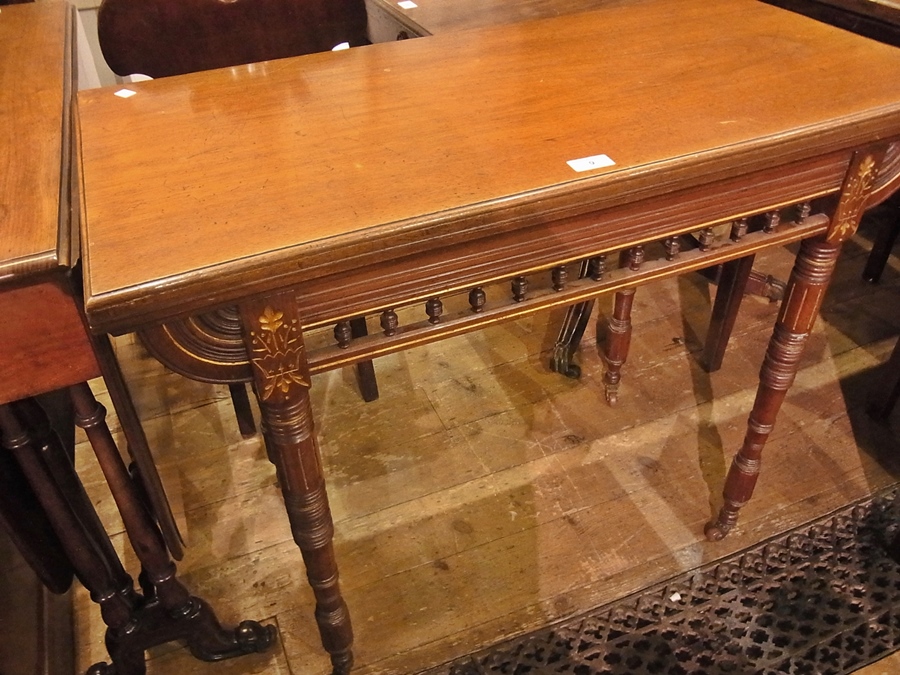 Victorian walnut card table, with swivel