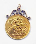 1912 half Sovereign pendant with scroll