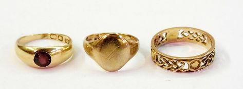 18ct gold ring set almandine garnet colo