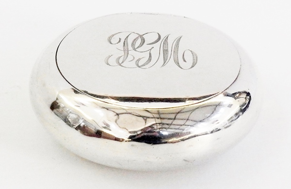 Edwardian silver circular snuffbox with - Image 2 of 3