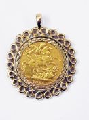 1885 gold sovereign pendant in 9ct gold