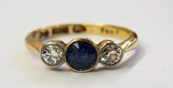 18ct gold sapphire and diamond ring set