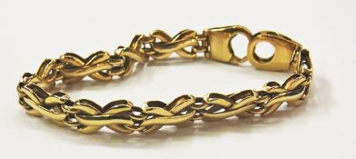 9ct gold twisted link bracelet, London a