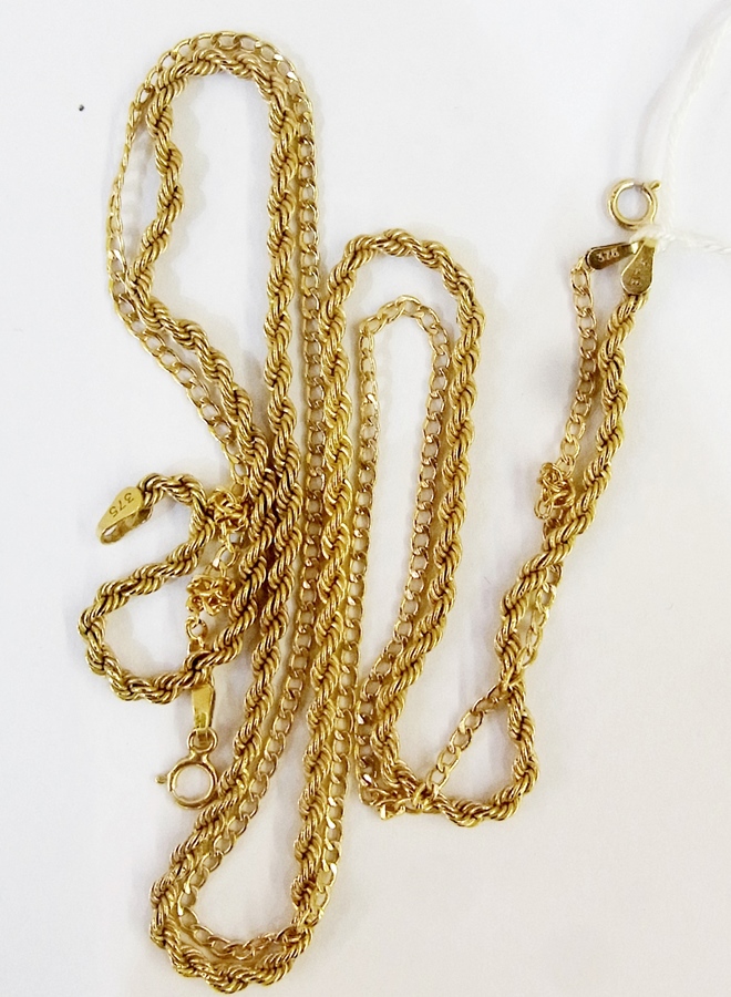 A 9ct gold rope-twist necklace and another 9ct gold neck chain, 3.9g